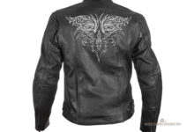 Photo of Джинсовая куртка с вышивкой на спине