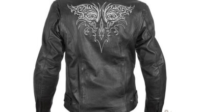 Photo of Джинсовая куртка с вышивкой на спине