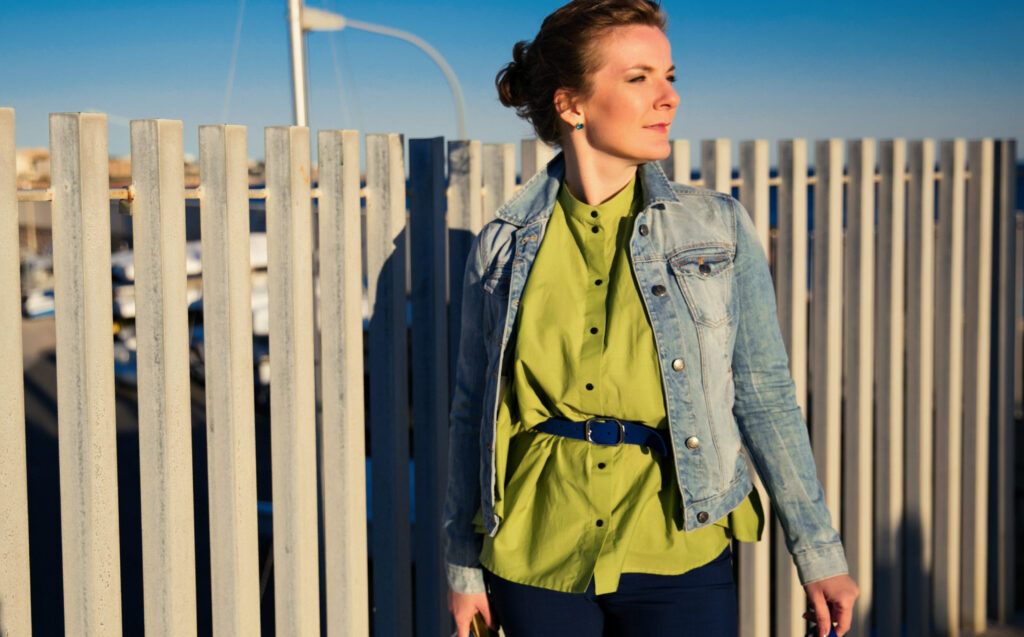 Фото 10 — Куртка-бомбер в милитари стиле