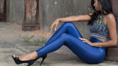 Photo of Леггинсы с контрастными вставками