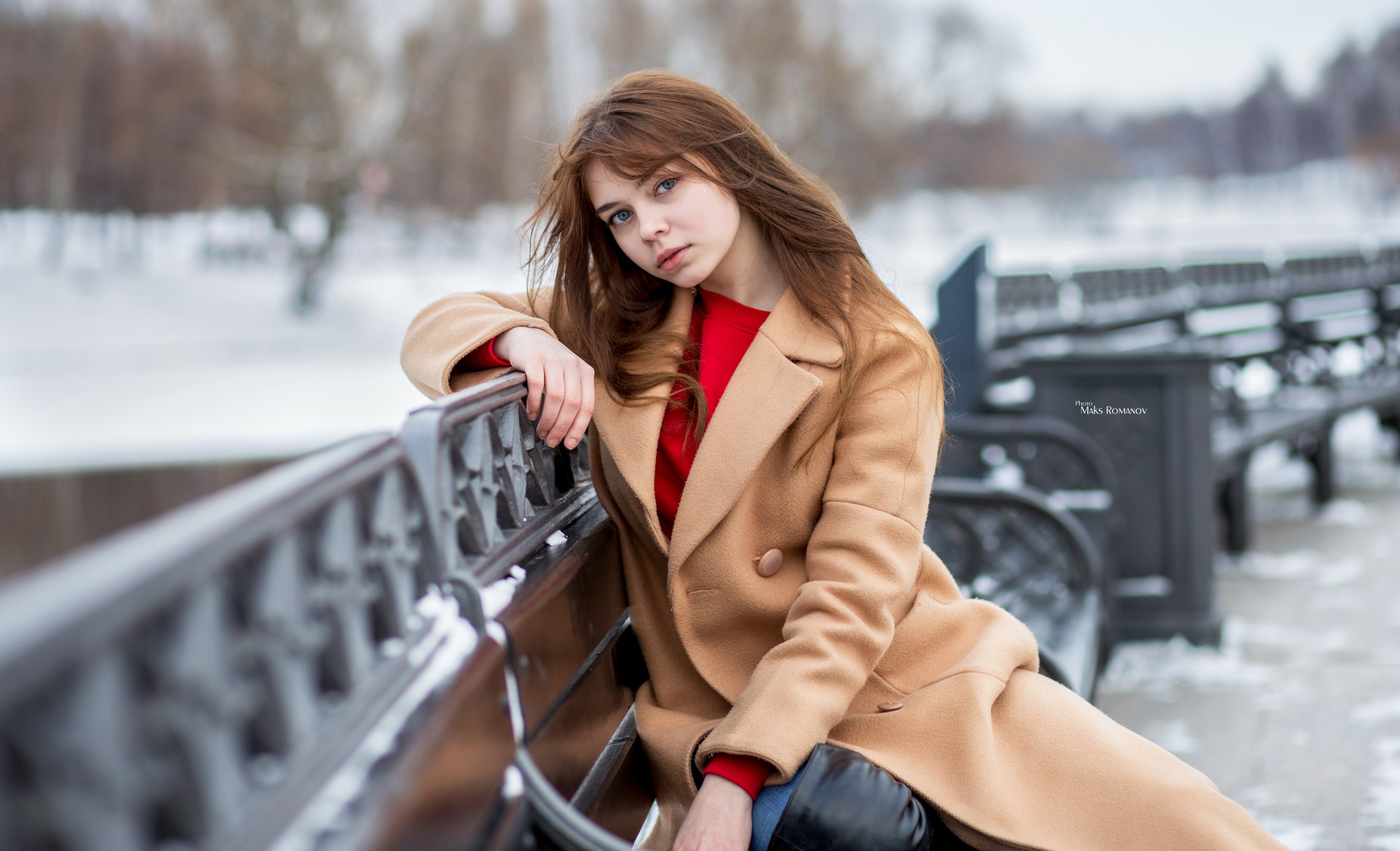 Фото 2 — Стильное пальто с поясом